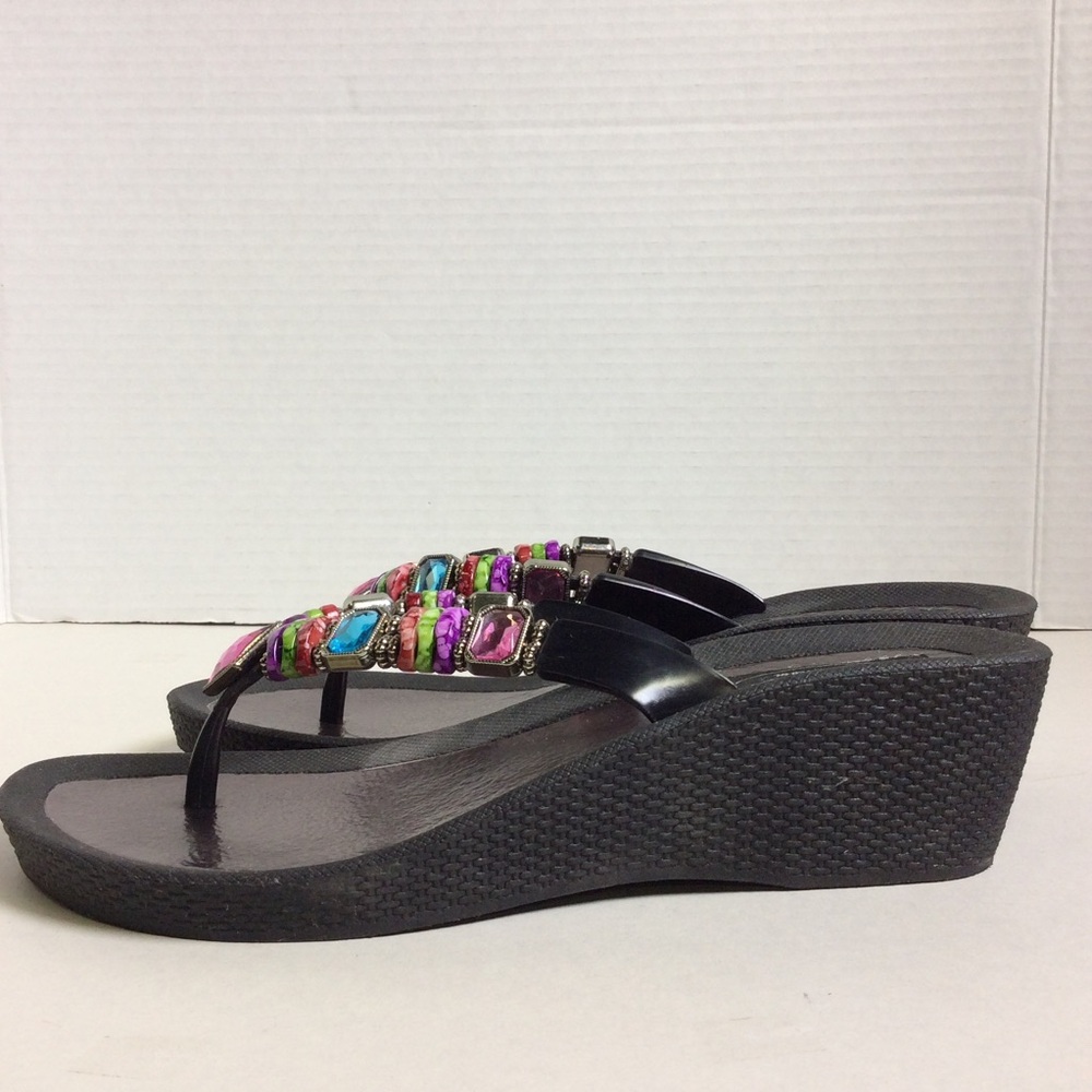 Grandco Women’s Rainbow Jeweled Sandals, Sz 8 - Picture 6 of 14